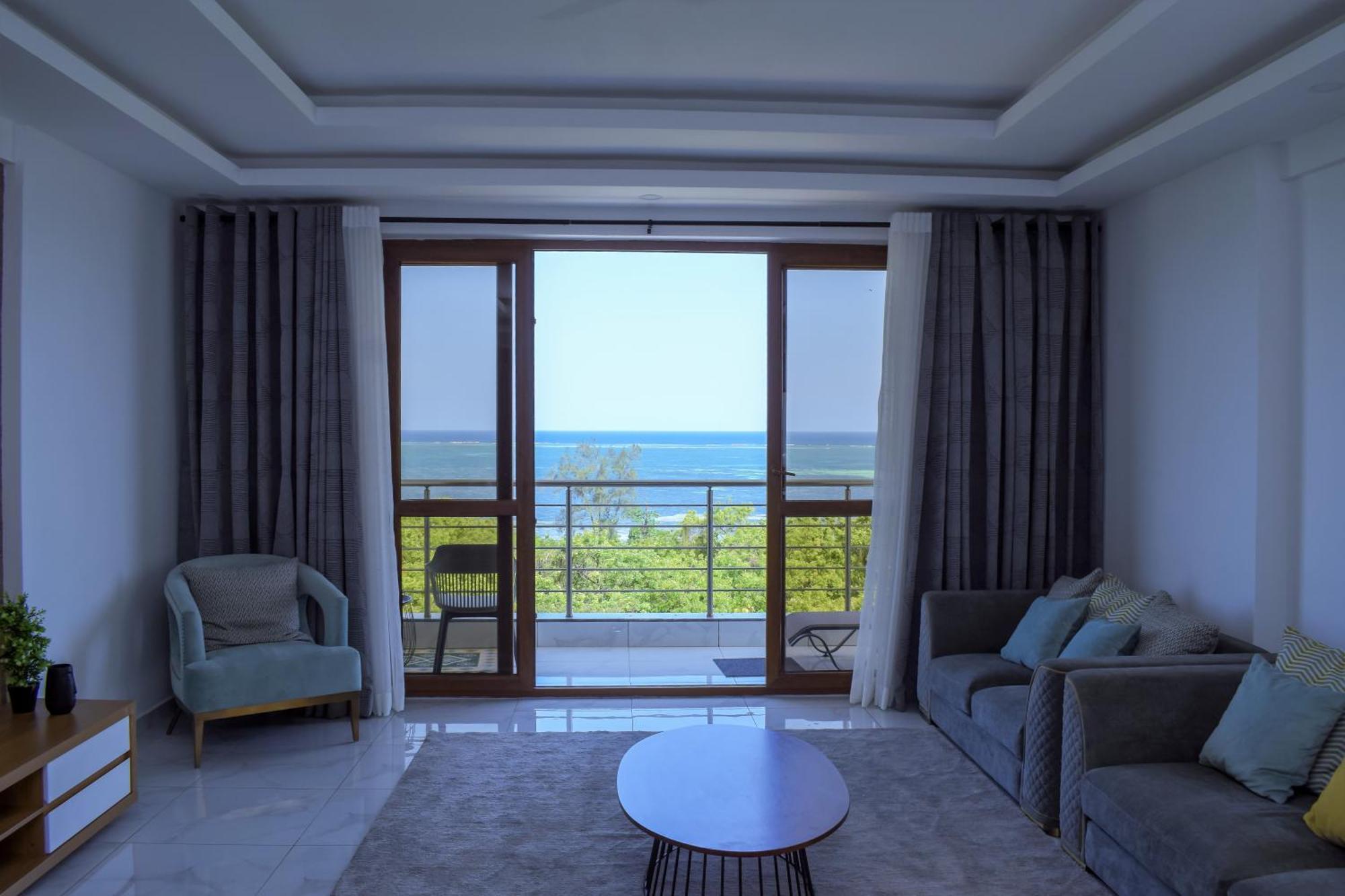 The Nest, Oceanfront Serviced In Nyali - With Panoramic Ocean View Apartamento