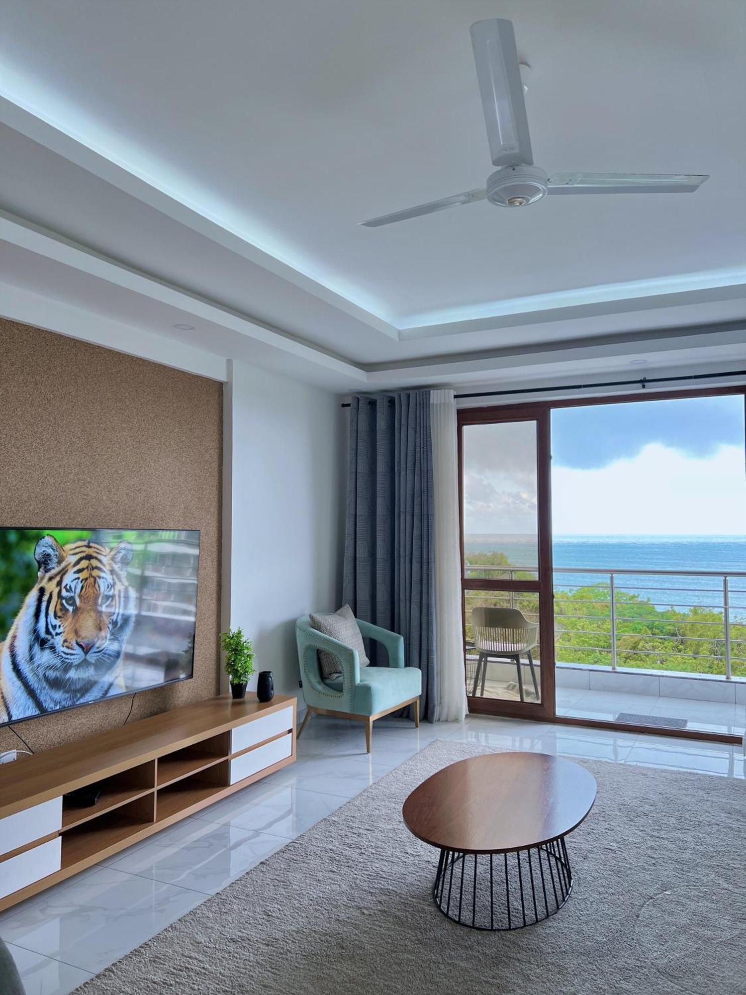 Apartamento The Nest, Oceanfront Serviced In Nyali - With Panoramic Ocean View
